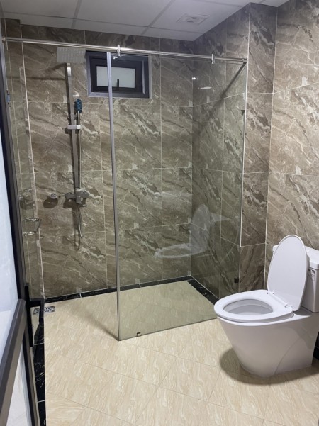 Nhà phố Hoàng Hoa Thám, Ba Đình, ô tô đỗ cửa diện tích 35m2 đúc 5 tầng giá bán 5.5 Tỷ