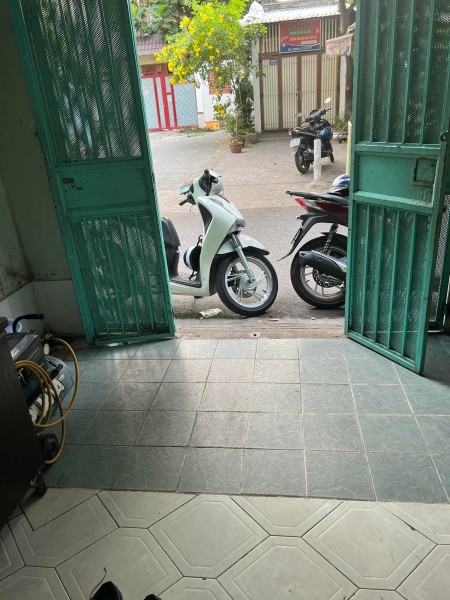 Bán nhà hẻm 1 xẹt Nơ Trang Long, diện tích 88m2 giá bán 8.5 tỷ khu dân cư đông đúc, giá tốt