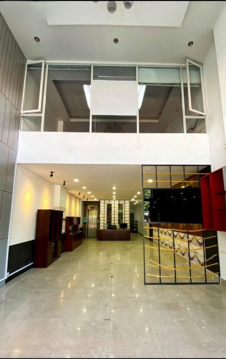 Nhà 1 trệt + 1 Lửng + 3 Lầu mặt tiền đường Trần Trọng Cung diện tích 400m2 giá 35tr