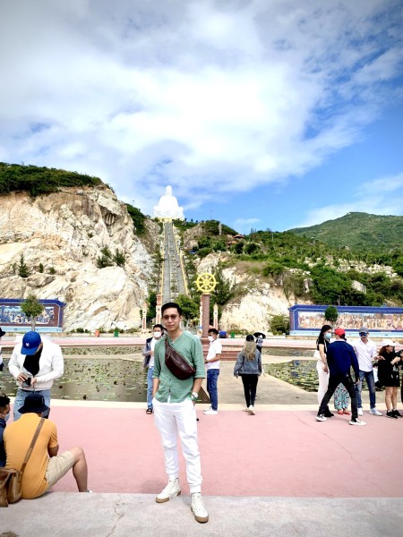 Thế Bảo ᴴᵁᴺᴳ ᵀᴴᴵᴺᴴ ᴸᴬᴺᴰ