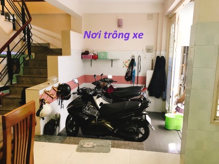 Bán nhà nở hậu, gần chợ Gò Vấp 2 căn ở và cho thuê diện tích sử dụng 65m2 an ninh yên tĩnh