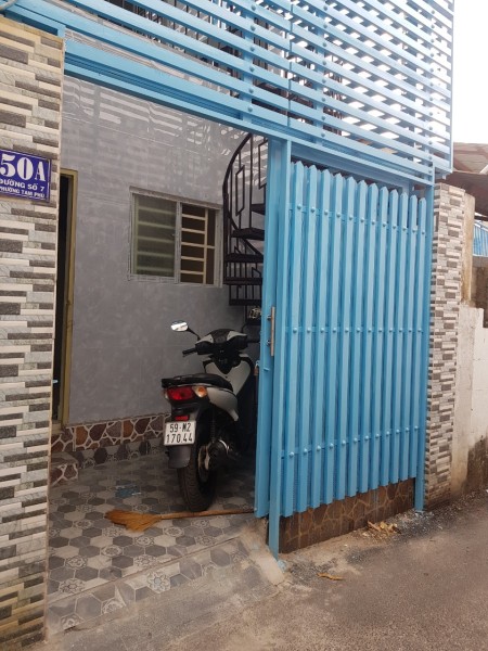 Cho thuê nhà nguyên căn 1 trệt 1 lầu Tam Phú Thủ Đức giá 4 triệu/tháng, khu dân cư đông