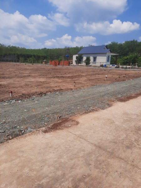 Bán đất sổ hồng đường lớn ở Tân Quan Hớn Quản Bình Phước liên hệ 0357503704