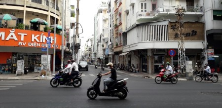 Đi đến slide 4