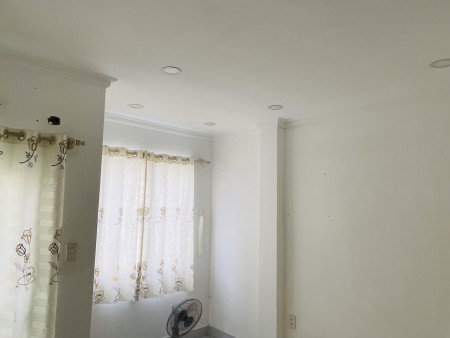 Cực nóng, nhà mặt tiền đường Cách Mạng Tháng 8, Quận 3, căn duy nhất, kinh doanh đỉnh cao.