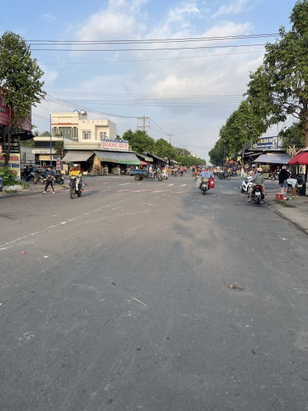 Gia đình chính chủ cần bán lô đất 200m2 tại ấp 2A Thới Hòa giá rẻ liên hệ 0972935963