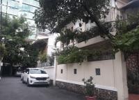 Siêu phẩm bán nhà giá chỉ 5,7 tỷ nhà 5 tầng hẻm xe hơi vài bước ra Võ Văn Tần