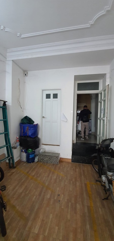 Bán nhà đường Yên Thế 123m2, 3 lầu 8.1/8.3x19 32 tỷ, phường 2, Tân Bình lh 0917347958