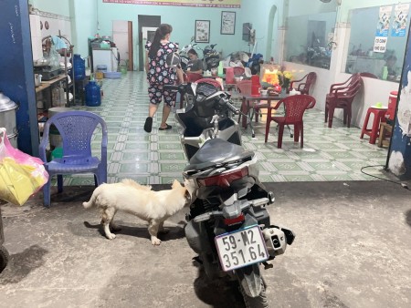 Cho thuê nhà mặt tiền đường Võ Văn Vân khu dân cư diện tích 150m2, giá tốt 5 triệu/tháng