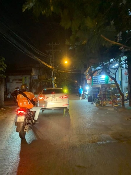 Nhĩnh 5 tỷ có nhà vào ở ngay Nguyễn Quang Bích Tân Bình chủ để lại nội thất, giá tốt