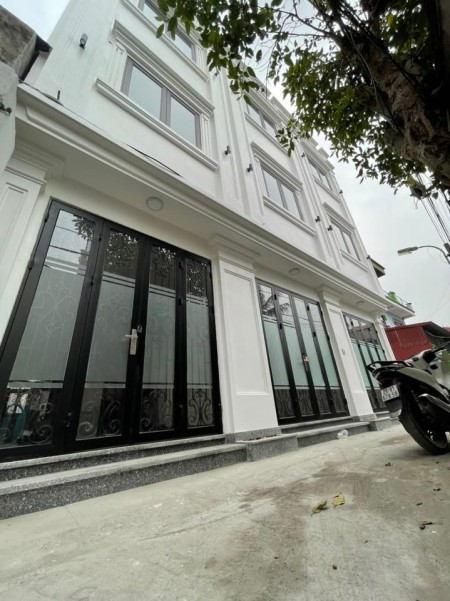 Bán nhà Thạch Bàn ngõ ô tô thang máy gần Aeon Long Biên, đúc kiên cố 6 tầng, thông thoáng
