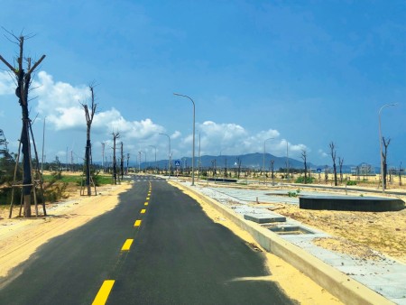 Đất thổ cư ven biển có sổ riêng từng nền, sở hữu lâu dài, hạ tầng hoàn chỉnh hiện đại