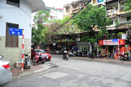 Nhà đẹp phố 8 tháng 3, 5 ngủ, ngõ rộng thoáng nhiều tiện ích diện tích sử dụng 32m2, giá 3 tỷ