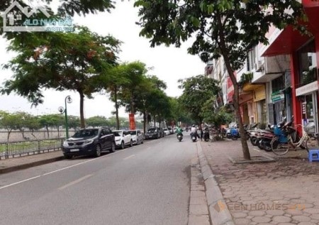 Bán Nhà Định Công Quận Hoàng Mai, mới đẹp 2 mặt thoáng diện tích sử dụng 52m2, giá 3.9 tỷ