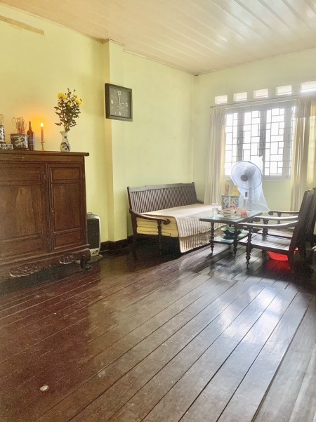 Bán nhà đường La Thành diện tích sử dụng 34m2 mặt tiền 3m giá bán chỉ 2,9 tỷ