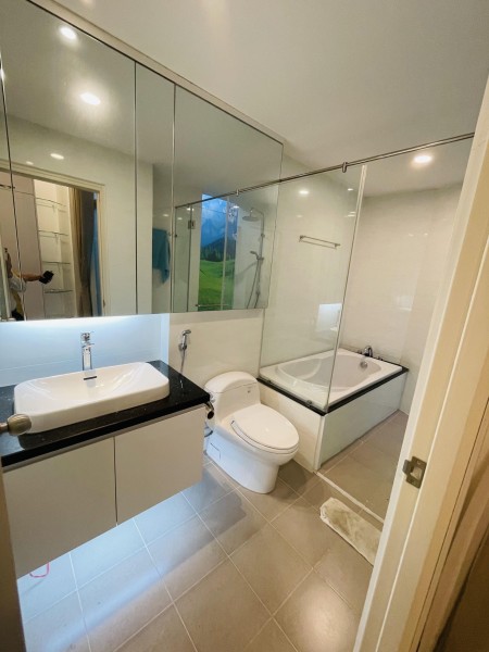Bán nhà hẻm xe hơi đường Cách Mạng Tháng 8 phường 11 Quận 3 vị trí đẹp giá tốt