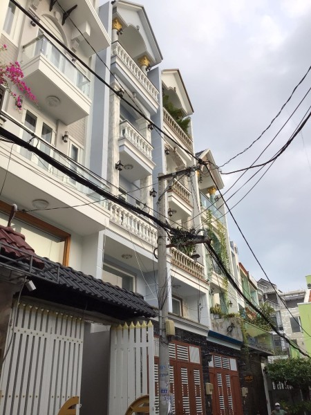 Bán nhà Quang Trung Gò Vấp, nhà đẹp giá chỉ với 6 tỷ, thuận tiện để ở hoặc kinh doanh