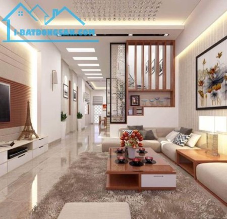 Bán nhà nguyên căn Đào Duy Anh, Quận Phú Nhuận, 4mx11m, nhỉnh 5 tỷ. Hẻm xe hơi