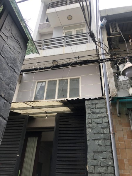 Chính chủ bán nhà CMT8 Quận 3, diện tích sử dụng (4 x 12), 4 tầng, giá bán 6.1 tỷ