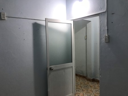 Cho thuê nhà nguyên căn giá rẻ, điện nhà nước giá 2.5 triệu/tháng, liên hệ 0949801755
