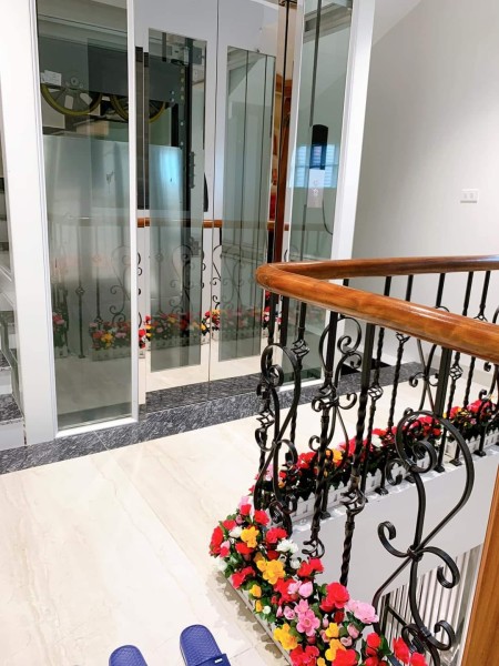 Chính chủ cần bán gấp nhà hiếm đẹp mặt phố cổ, 7 tầng thang máy, ô tô, giá chỉ 2x tỷ