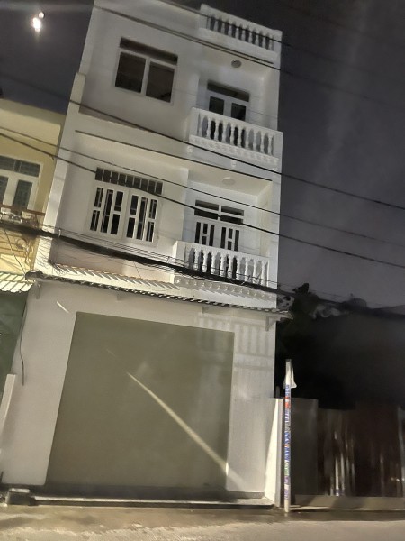 Bán nhà nguyên căn mặt tiền Quận 12 đường 8m, Nguyễn Ảnh Thủ, sổ đỏ chính chủ