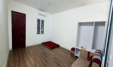 Cực Gấp, Bán nhà đẹp Dương Quảng Hàm 30M2, 2thoáng, 4m Mặt Tiền, 2.45Tỷ