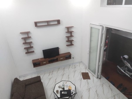 Bán nhà đẹp Quan Nhân diện tích sử dụng 50m2, 4 tầng, mặt tiền 5.2m, ngõ nông, giá chỉ 4.3 tỷ