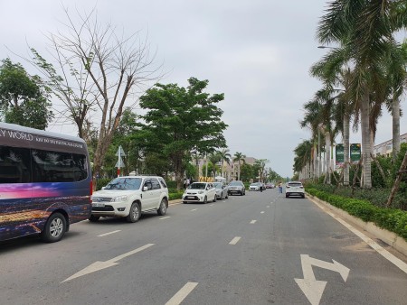 CHỈ CÒN 2 nền 5x20m đường 16m cạnh công viên 3 ha gần sân bay Long Thành, Sổ hồng riêng TT 12 tháng