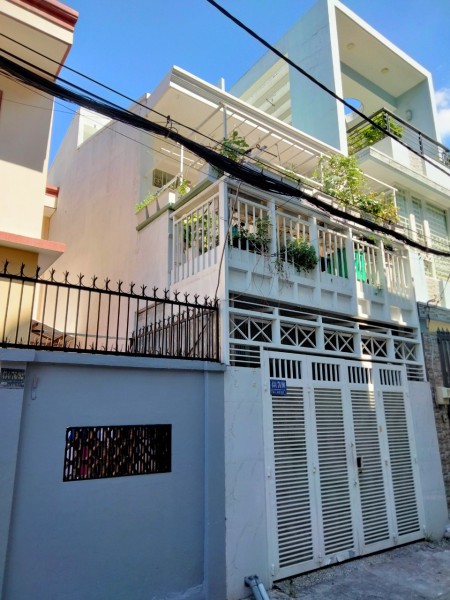 Bán nhà 434 đường Phạm Văn Chiêu GV diện tích sử dụng 4x17,5m2 70m2 2 tầng 3pn