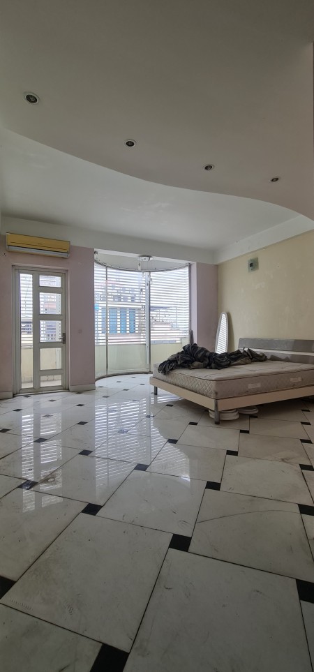 Cho thuê nhà phố Bạch Mai làm văn phòng liên hệ 0913316443, pháp lý chính chủ