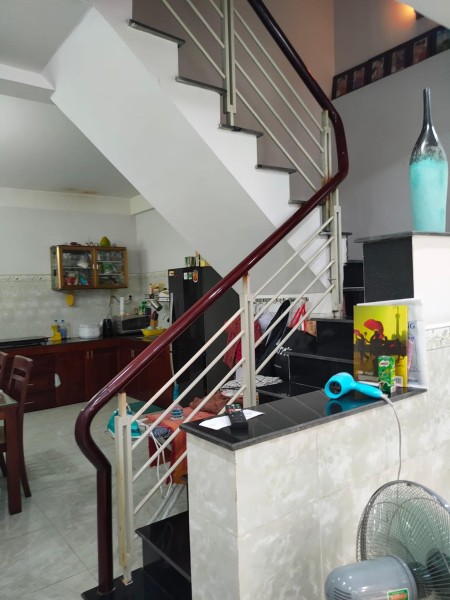 Nguyễn Phúc Chu nhà nguyên căn 1 trệt 2 lầu dtsd 55m2 giá bán chỉ nhỉnh 5 tỷ sổ sẵn