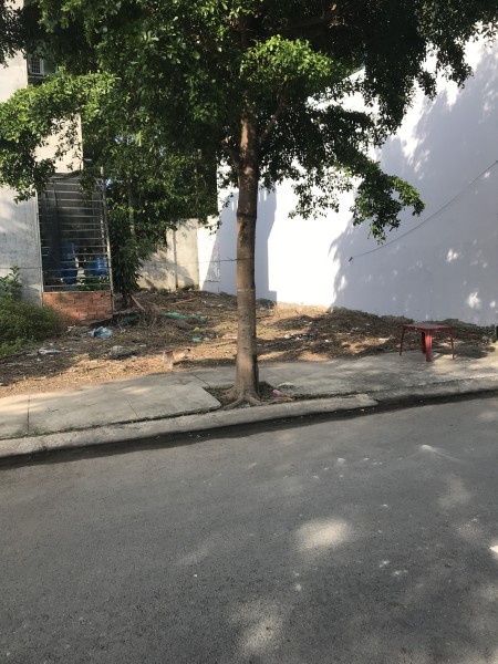 Bán đất gấp chính chủ diện tích 110m2 full thổ cư, dân cư kín, pháp lý chính chủ