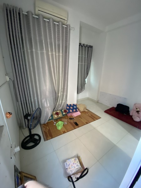 Cần Bán Gấp nhà 4m*4.2m 1 trệt 3 lầu chính chủ, khu dân cư đông đúc sầm uất