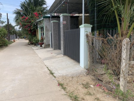 Bán đất xã Diên Phước mặt tiền đường betong 6m Giá 1ty500 có thương lượng