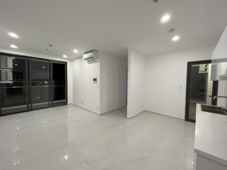 Căn hộ view sông, 2PN 2WC, đã có sổ hồng, nội thất cao cấp, giá 4,5 tỷ. LH: 0917999515
