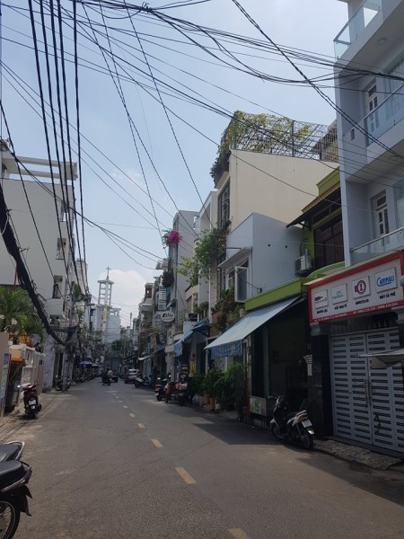 Nhà hẻm 1 sẹc xe tải 6m đường Phan Đình Phùng phường 1 phú nhuận DT 4,5x14 trệt lầu.