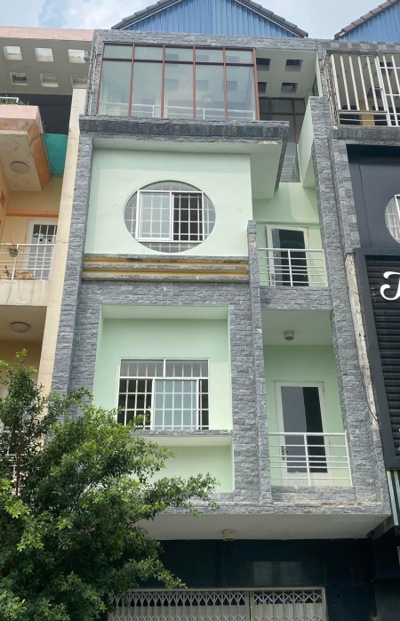 Cần bán nhà nguyên căn mặt tiền An Thạnh đầy đủ tiện ích 5 phòng ngủ, giá 4 tỷ