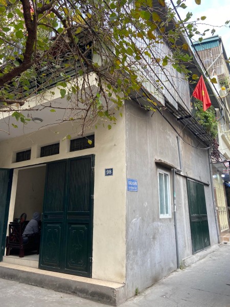 Cho thuê nhà vừa kinh doanh vừa ở, tiện ích đầy đủ, liên hệ 0912722486 giá tốt