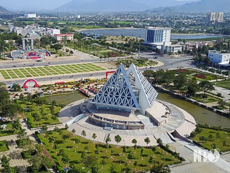 Đi đến slide 2