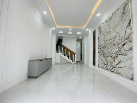Bán Nhà Mới Hoàn Thiện Ở Ngay Chợ Quận 12 sổ hồng riêng đường xe hơi nhà mới xây