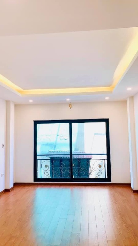 Bán nhà 35m2 Đường Giáp Bát, Phường Tân Mai, Hoàng Mai chỉ 3 tỷ nhà đẹp sát phố