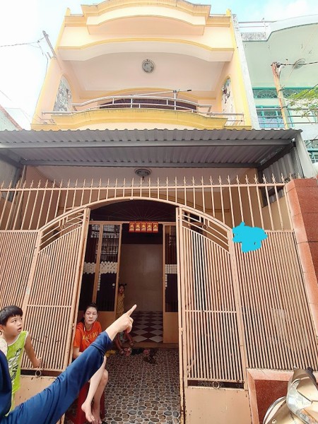 Nhà 2 mặt tiền hẻm xe hơi Trường Chinh, Tân Bình. Diện tích (80m2) 4.6 x 17.5. 3 tầng BTCT giá chỉ