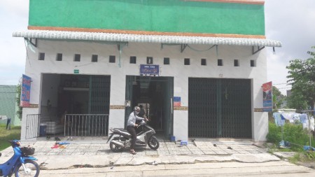 Chính chủ bán gấp dãy trọ diện tích 300m2 (10x30), thu nhập cao, sát trung tâm, giá đầu tư