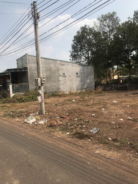 Cần bán đất ngay đường 756B gần chợ, kdc, UBND xã Quang Minh Chơn Thành 400tr/250m2
