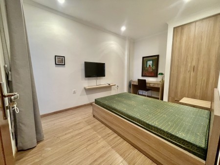 Tôi cần cho thuê căn hộ 2PN diện tích 97m2, đủ đồ tòa T7 Times City giá rẻ 14tr/th đã có phí DV