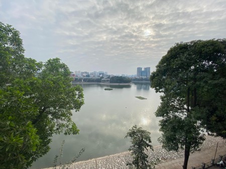 Bán nhà mặt phố Đặng Tiến Đông, view hồ Hoàng cầu, diện tích 88m2 giá nhỉnh 14 tỷ