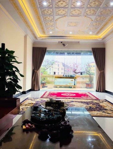 Liền kề Văn Phú 5 tầng thang máy, tặng nội thất vỉa hè rộng vừa ở vừa kinh doanh tốt