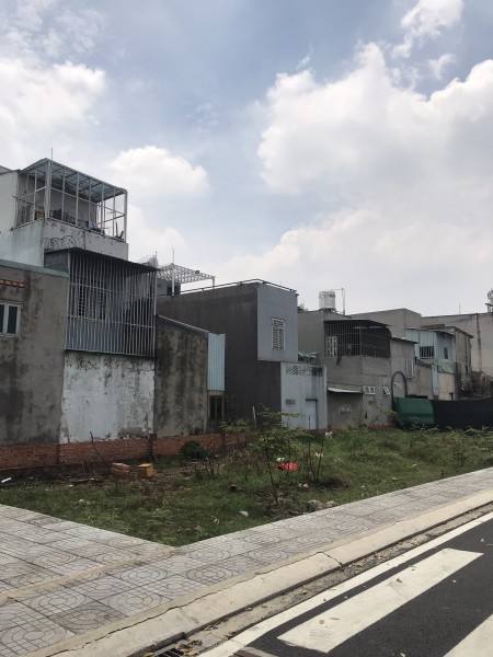 Chính chủ bán đất tại Bình Tân chỉ với 1tyxxx, đã có sổ hồng riêng