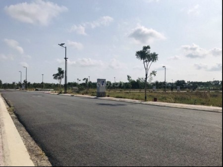 Bán nhanh lô đất mặt tiền Hoàng Phan Thái sát chợ Bình chánh, sổ riêng từng nền công chứng ngay